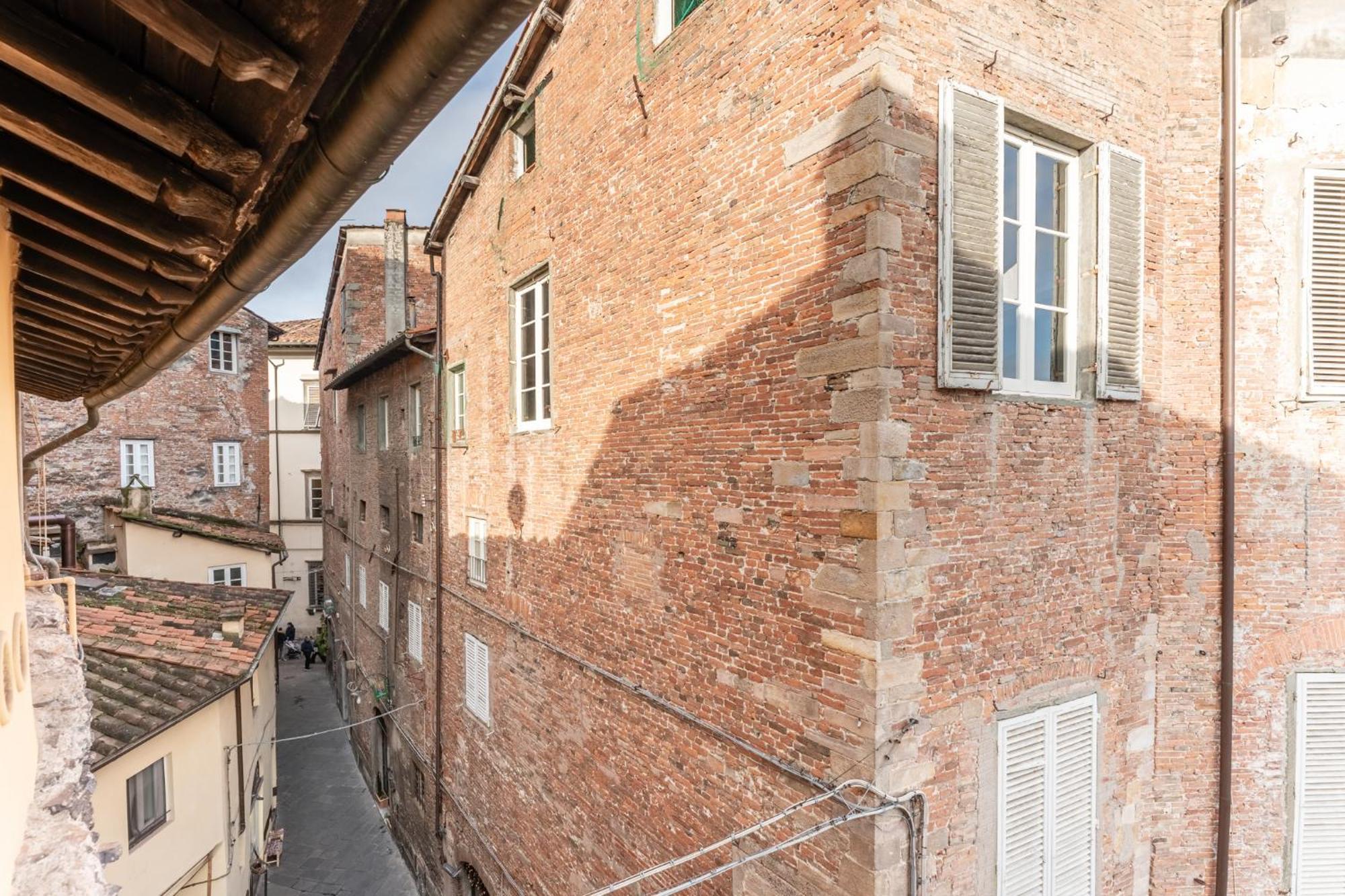 Anfiteatro Luxury Rooms - Affitti Brevi Italia Lucca Eksteriør billede